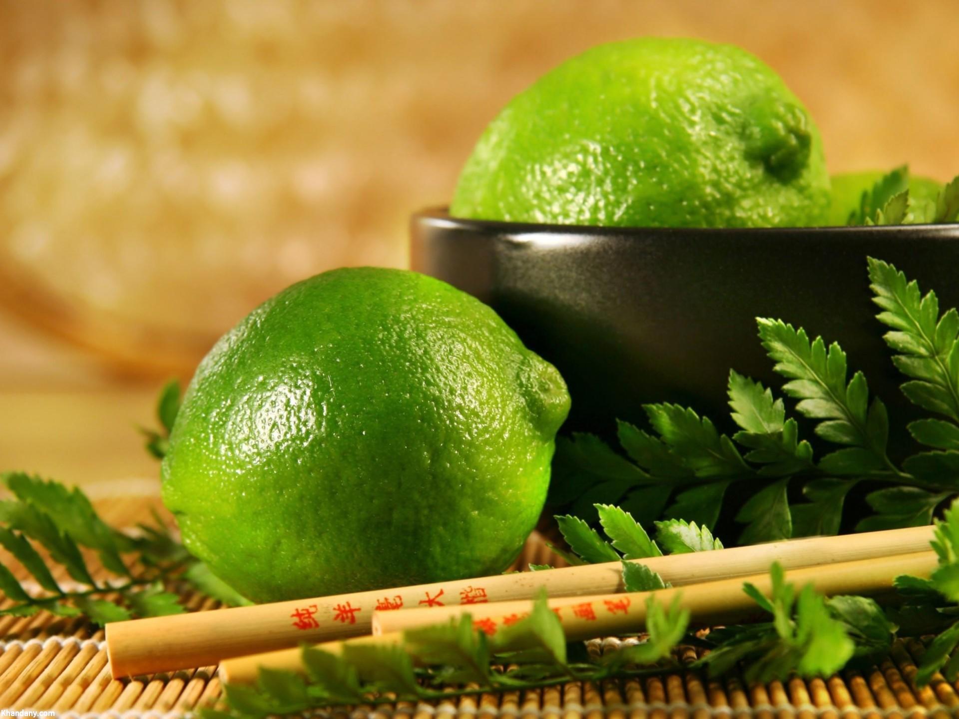 Green Lemons Food Wallpaper
