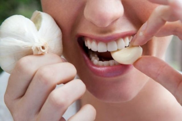 بهترین درمان های فوری خانگی برای تسکین دندان درد